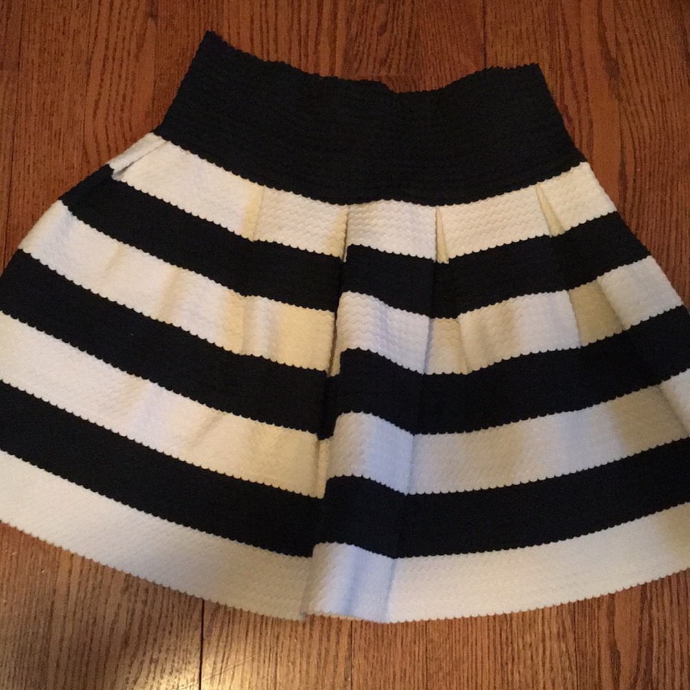 Soprano striped skirt